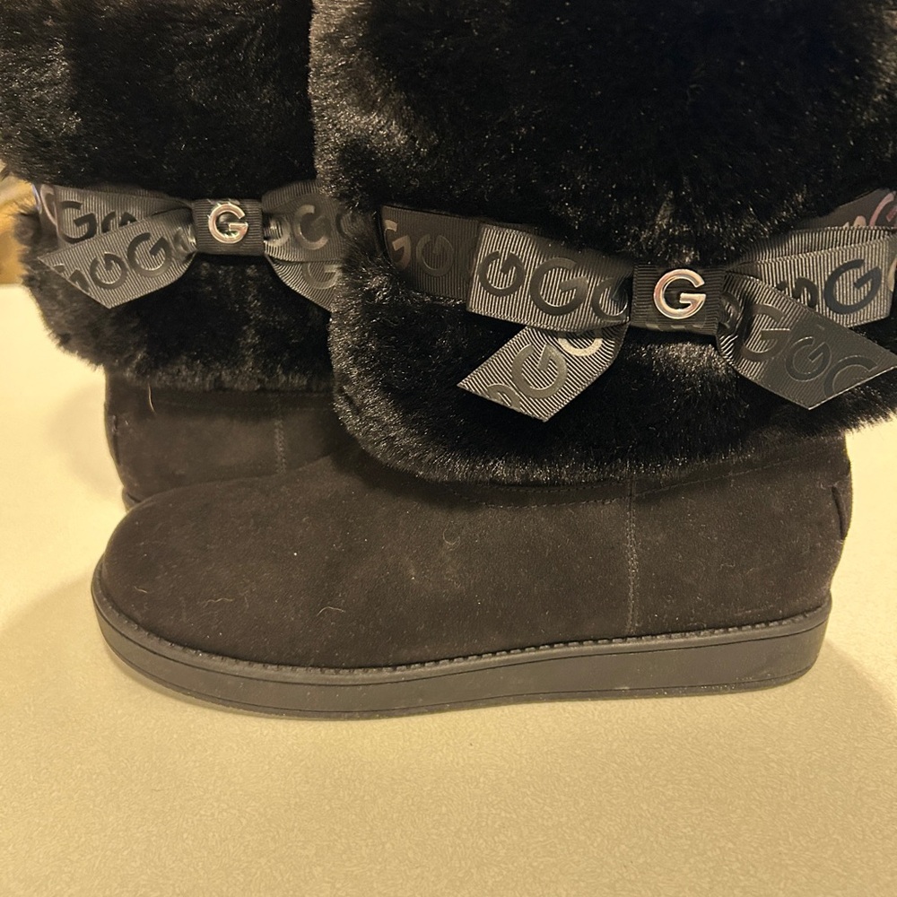 Guess Black Ankle Boots with Logo Bow